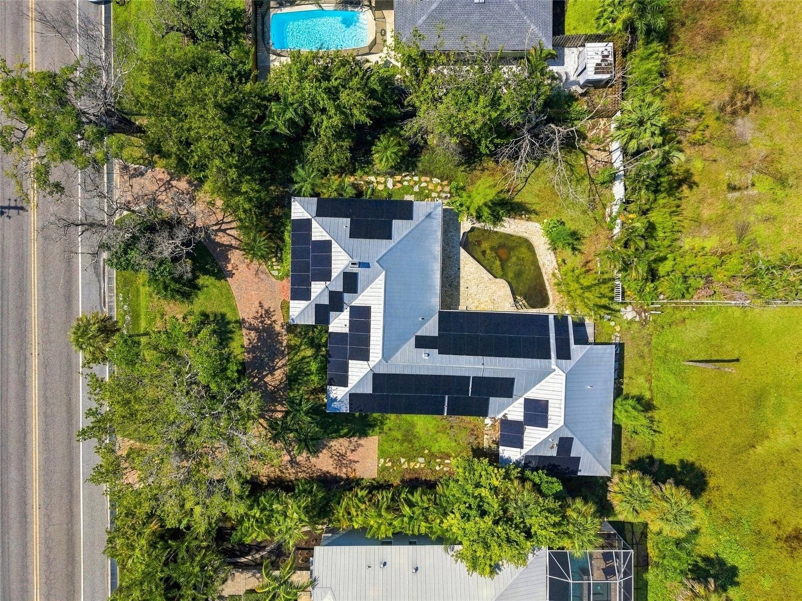 617 SIESTA DRIVE, Sarasota, FL 34242 617 SIESTA DRIVE, Sarasota, FL 34242