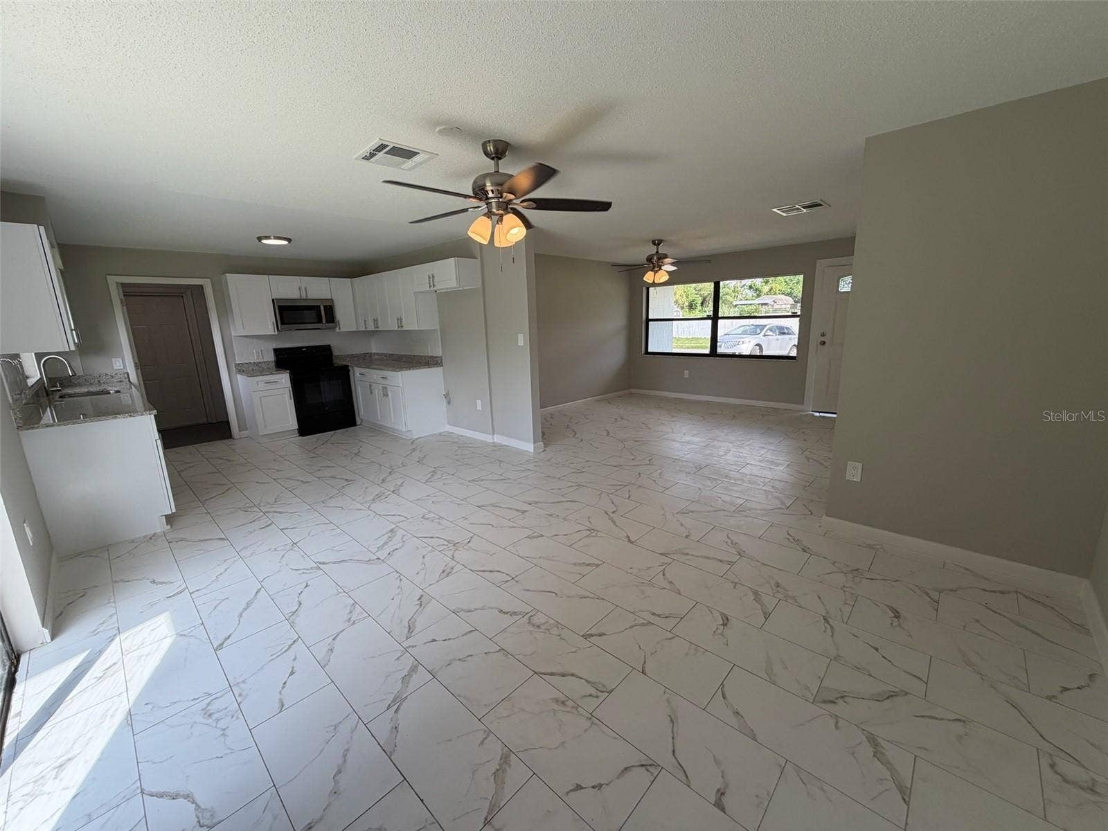 7008 HARWICK DRIVE, Orlando, FL 32818 7008 HARWICK DRIVE, Orlando, FL 32818