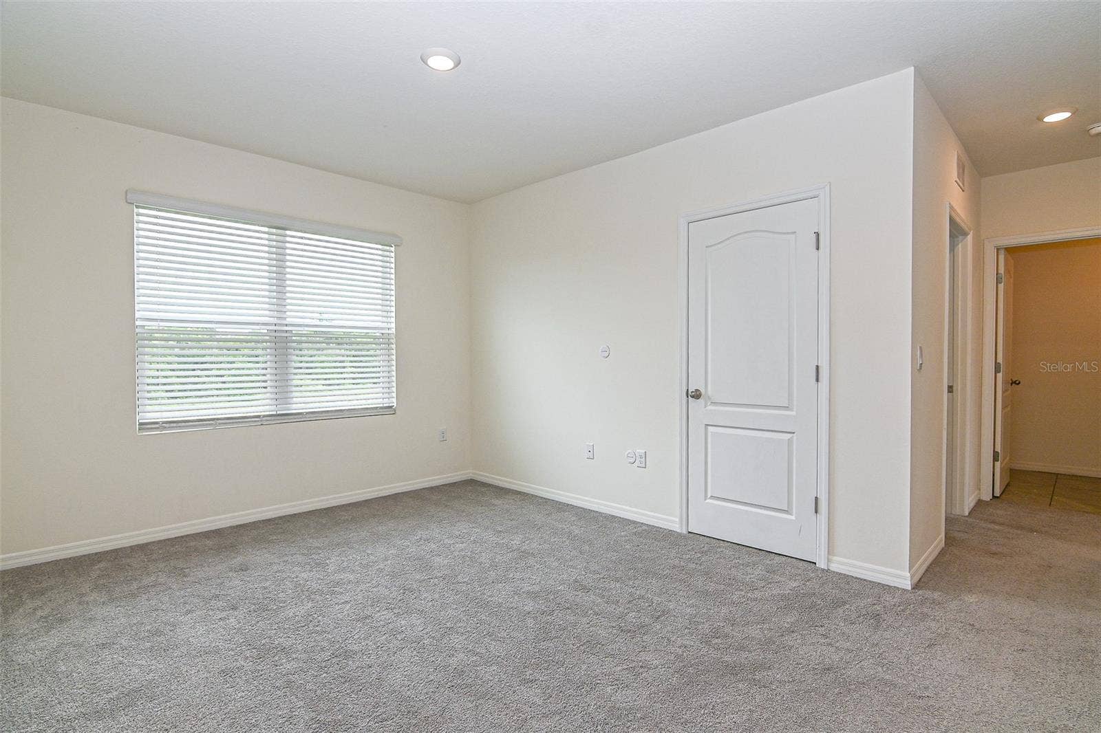 759 AUBURN GROVE COURT, Auburndale, FL 33823 759 AUBURN GROVE COURT, Auburndale, FL 33823