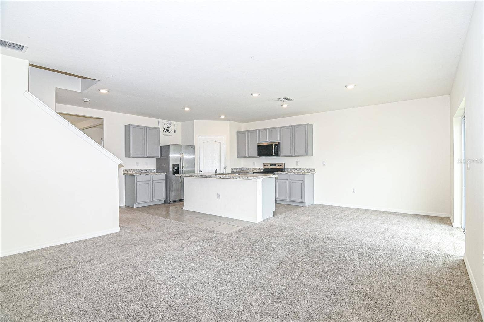 759 AUBURN GROVE COURT, Auburndale, FL 33823 759 AUBURN GROVE COURT, Auburndale, FL 33823