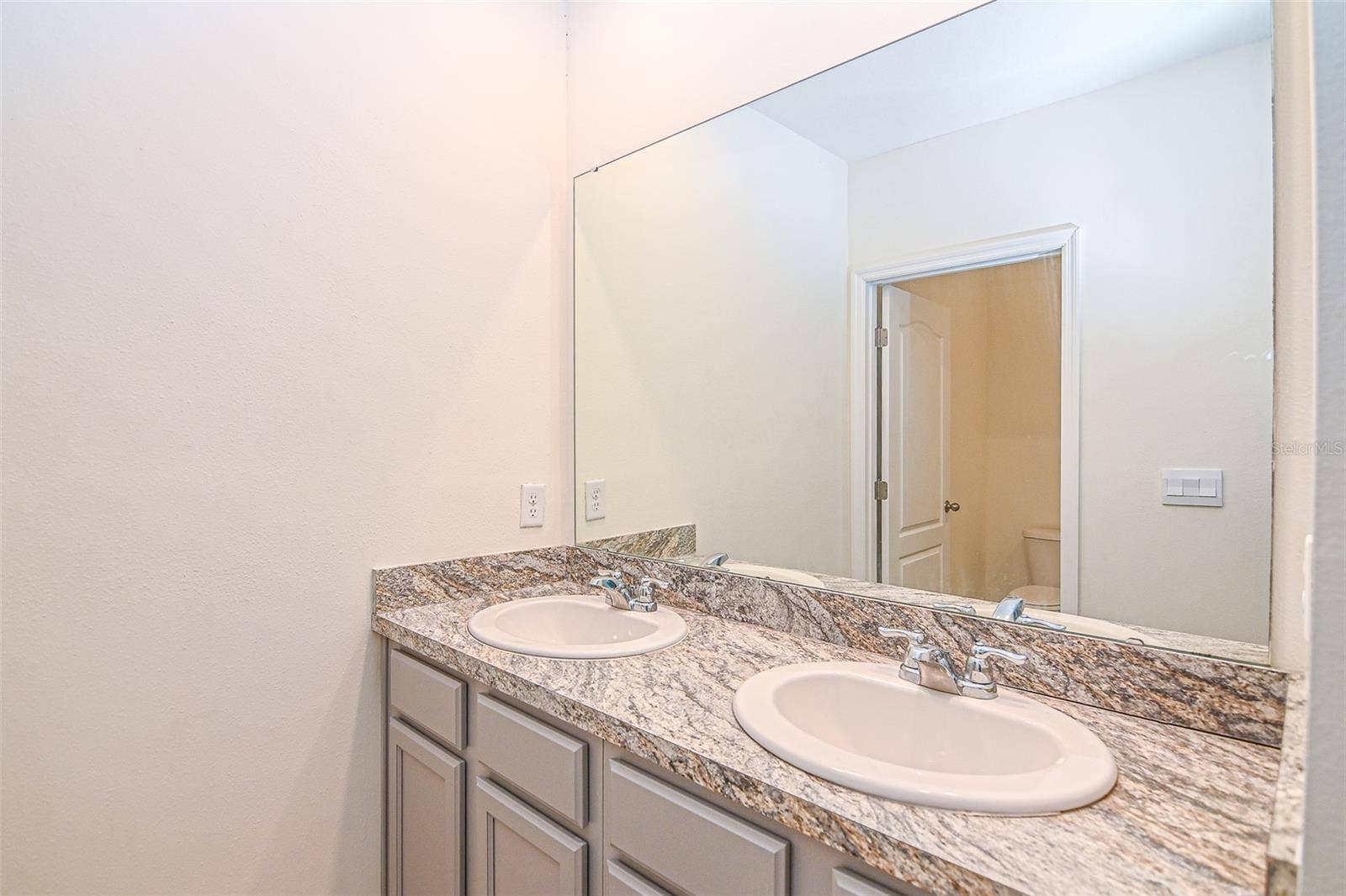 759 AUBURN GROVE COURT, Auburndale, FL 33823 759 AUBURN GROVE COURT, Auburndale, FL 33823