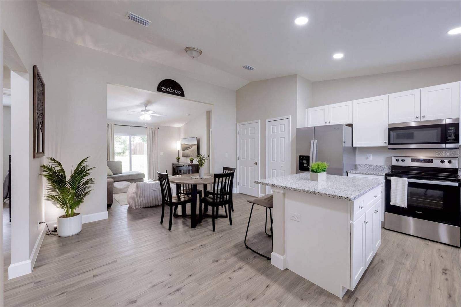 330 W ELM DRIVE, Orange City, FL 32763 Kitchen