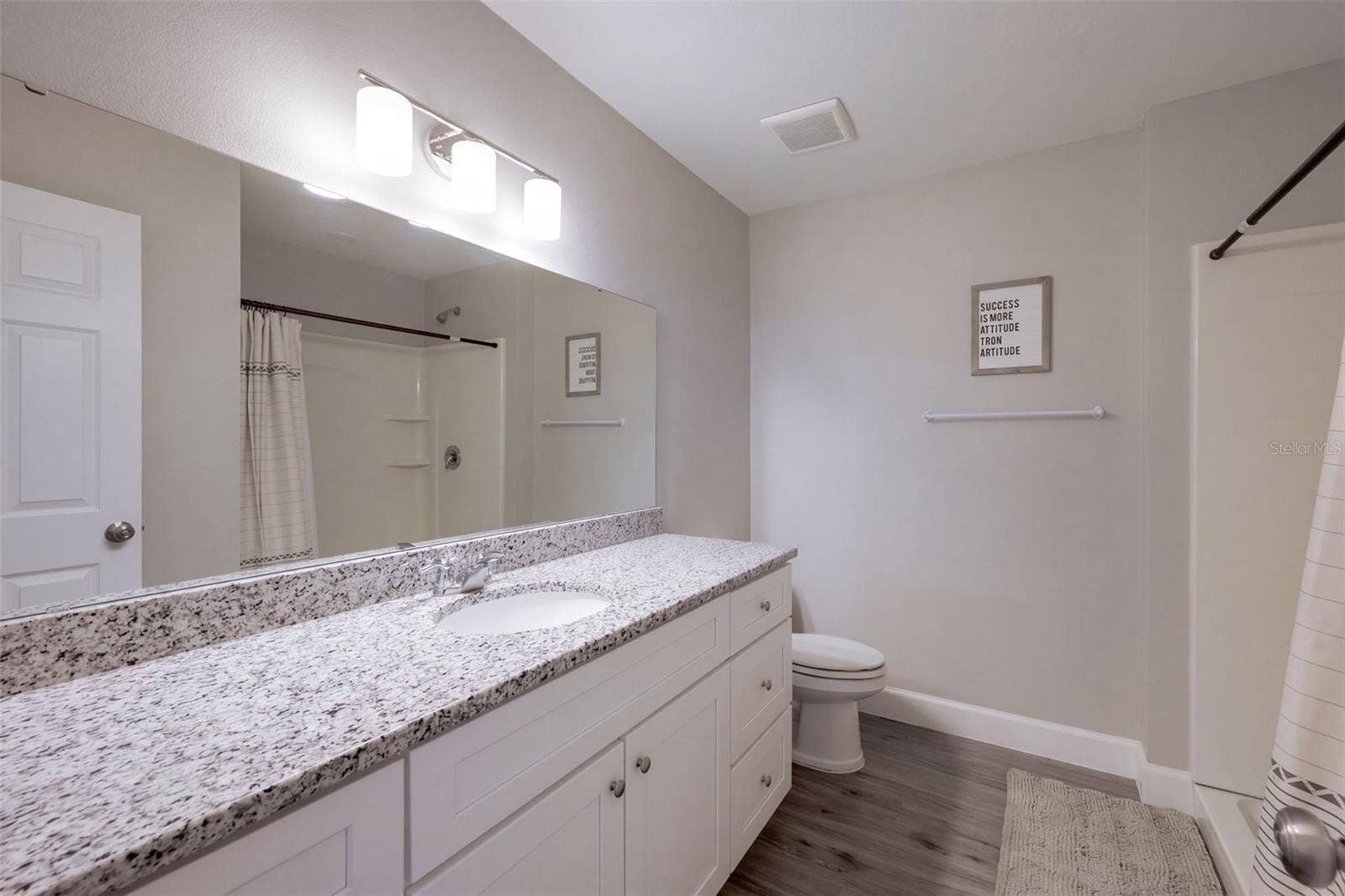 330 W ELM DRIVE, Orange City, FL 32763 Primary bathroom