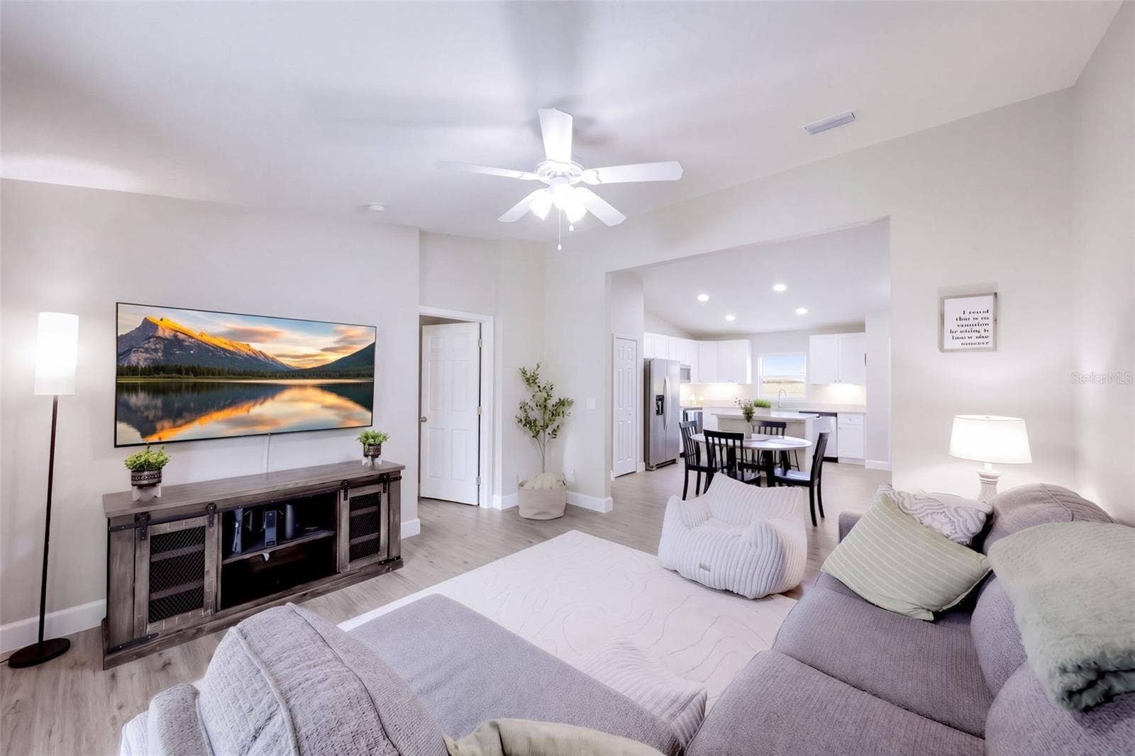 330 W ELM DRIVE, Orange City, FL 32763 Living room