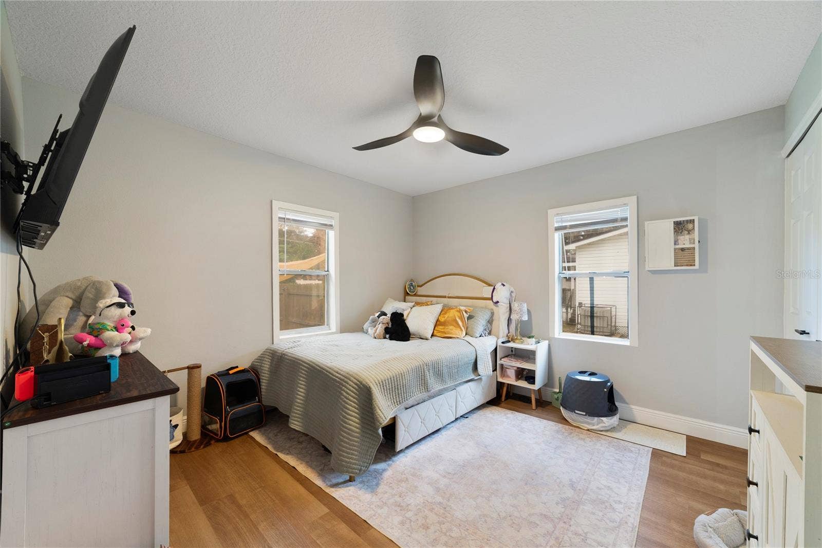 812 S LOCUST AVENUE, Sanford, FL 32771 812 S LOCUST AVENUE, Sanford, FL 32771