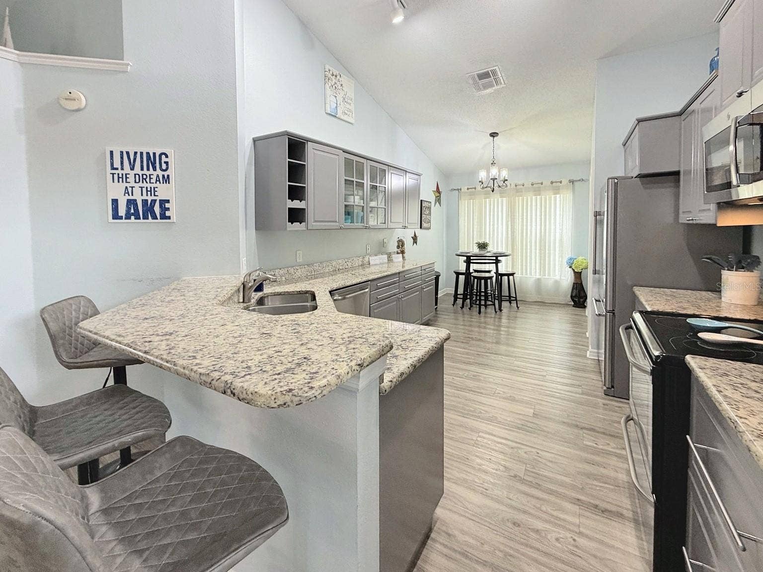 604 EAGLE POINTE S, Kissimmee, FL 34746 604 EAGLE POINTE S, Kissimmee, FL 34746