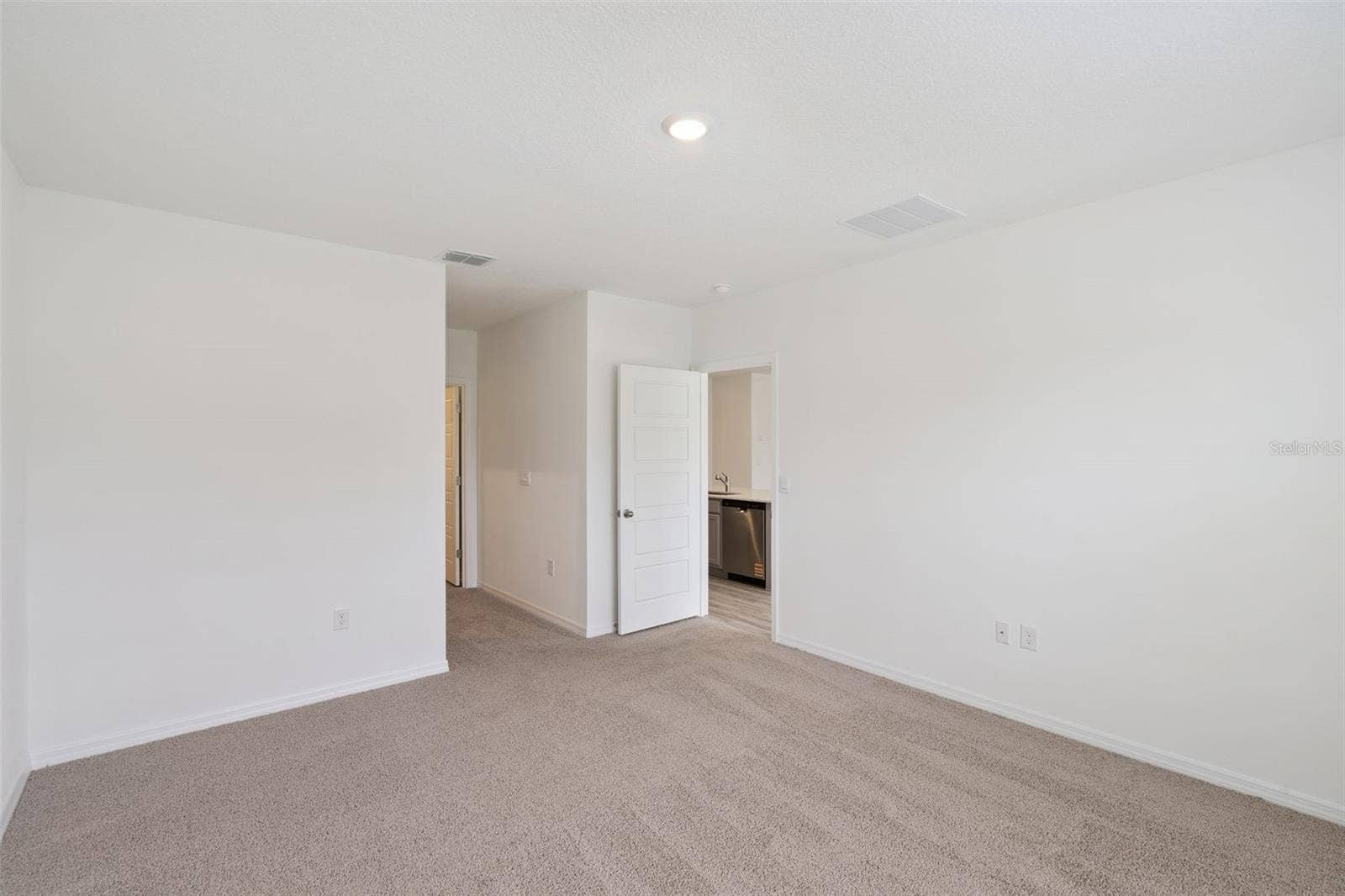1803 GRANDIOSE DRIVE, Lake Hamilton, FL 33851