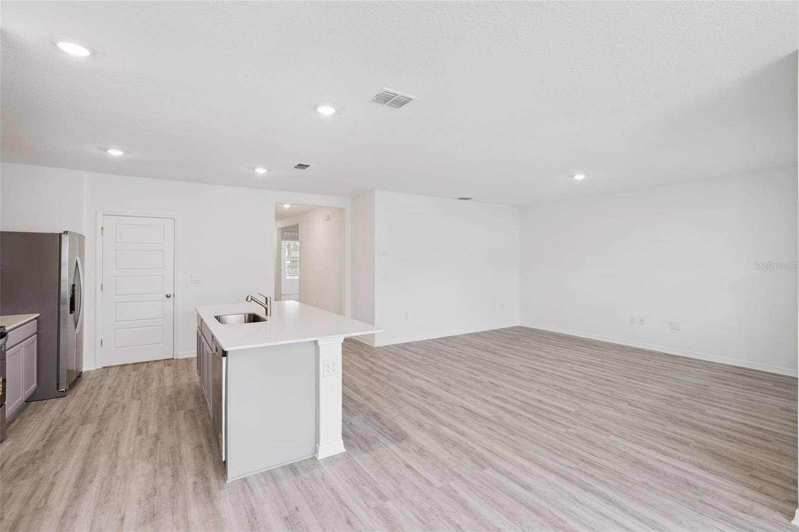 1803 GRANDIOSE DRIVE, Lake Hamilton, FL 33851