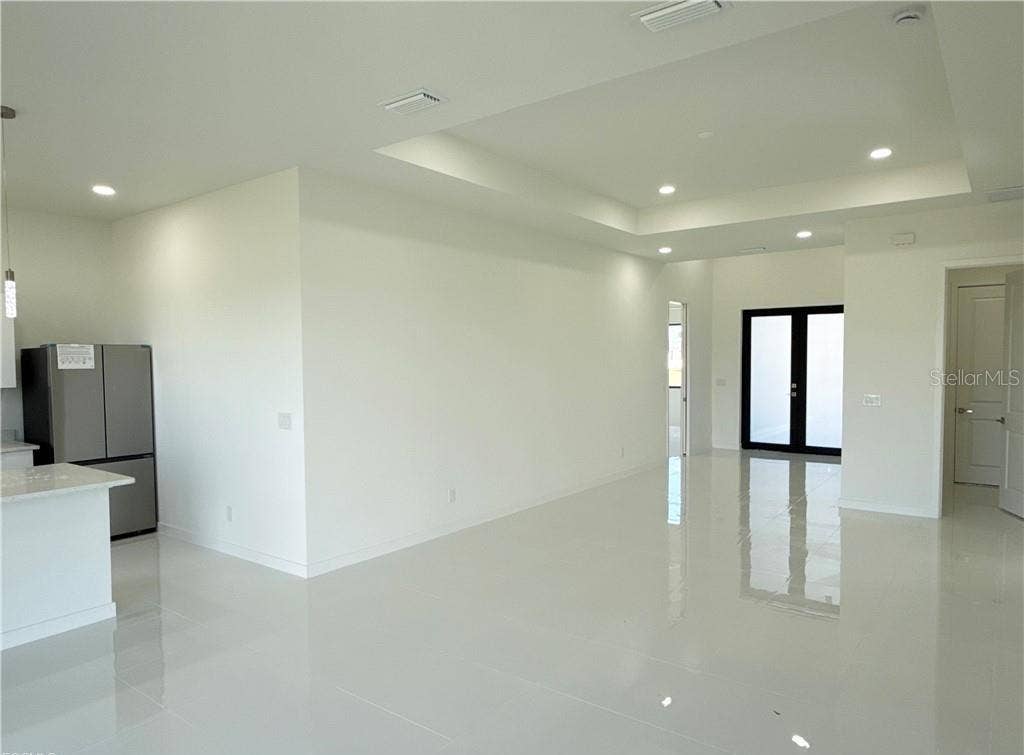 4238 NW 34TH TERRACE, Cape Coral, FL 33993