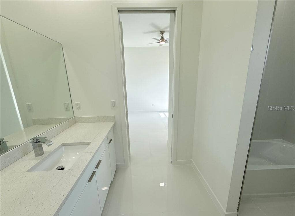4238 NW 34TH TERRACE, Cape Coral, FL 33993