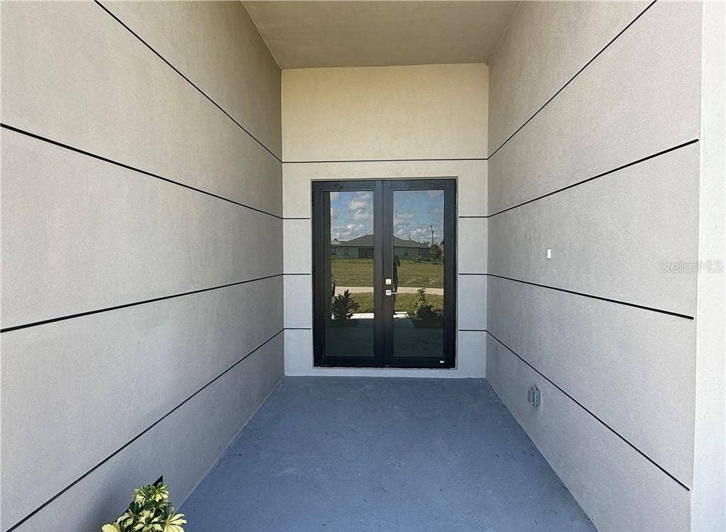 4238 NW 34TH TERRACE, Cape Coral, FL 33993