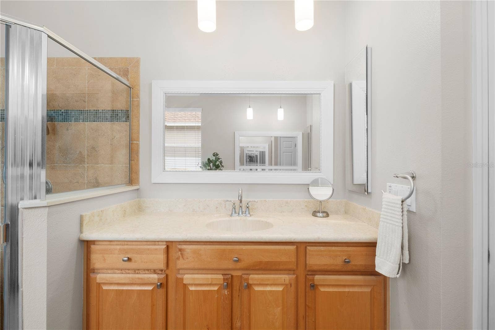 1947 BAY CLOVER DRIVE, Winter Garden, FL 34787 1947 BAY CLOVER DRIVE, Winter Garden, FL 34787