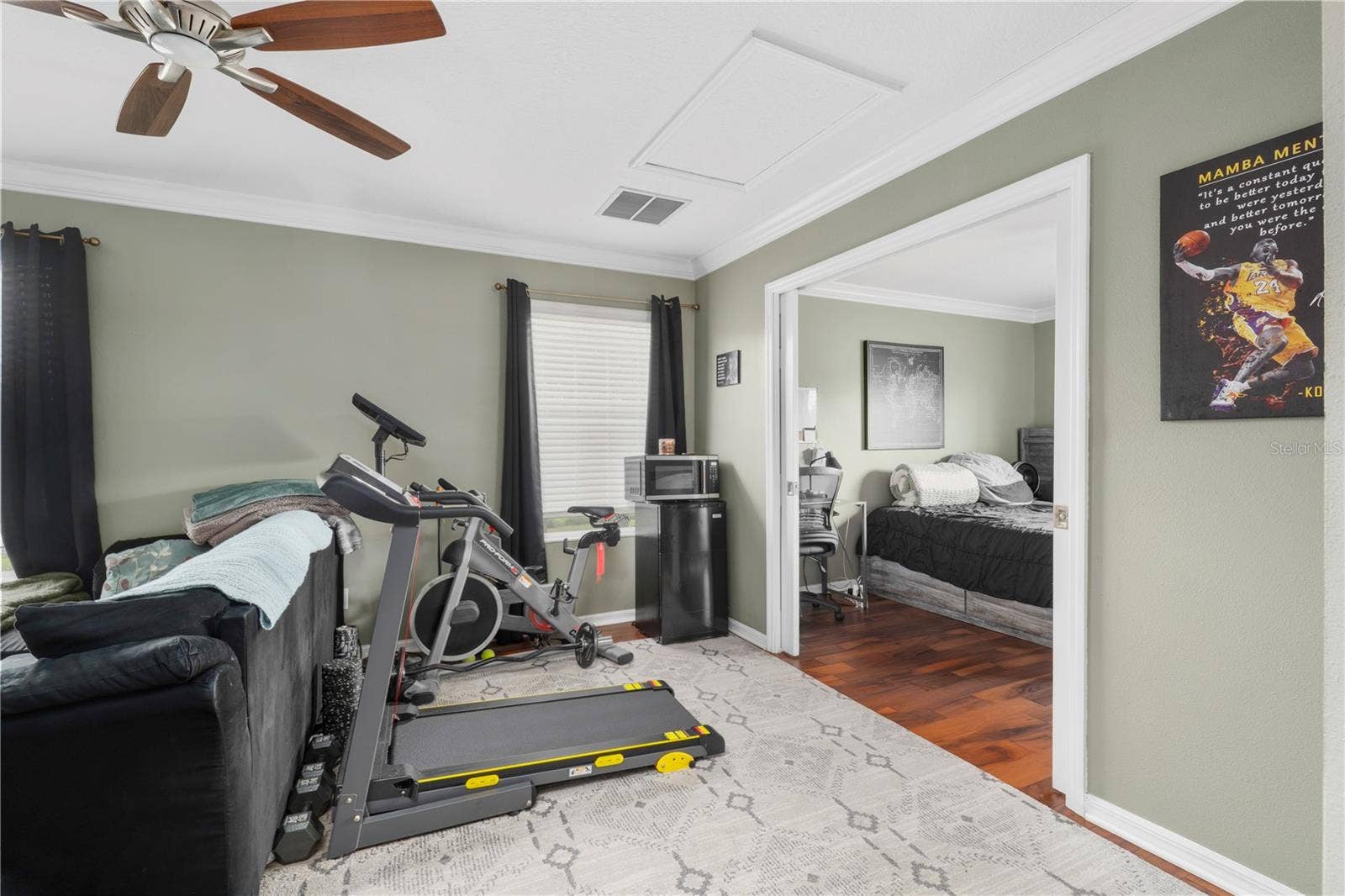 1947 BAY CLOVER DRIVE, Winter Garden, FL 34787 1947 BAY CLOVER DRIVE, Winter Garden, FL 34787