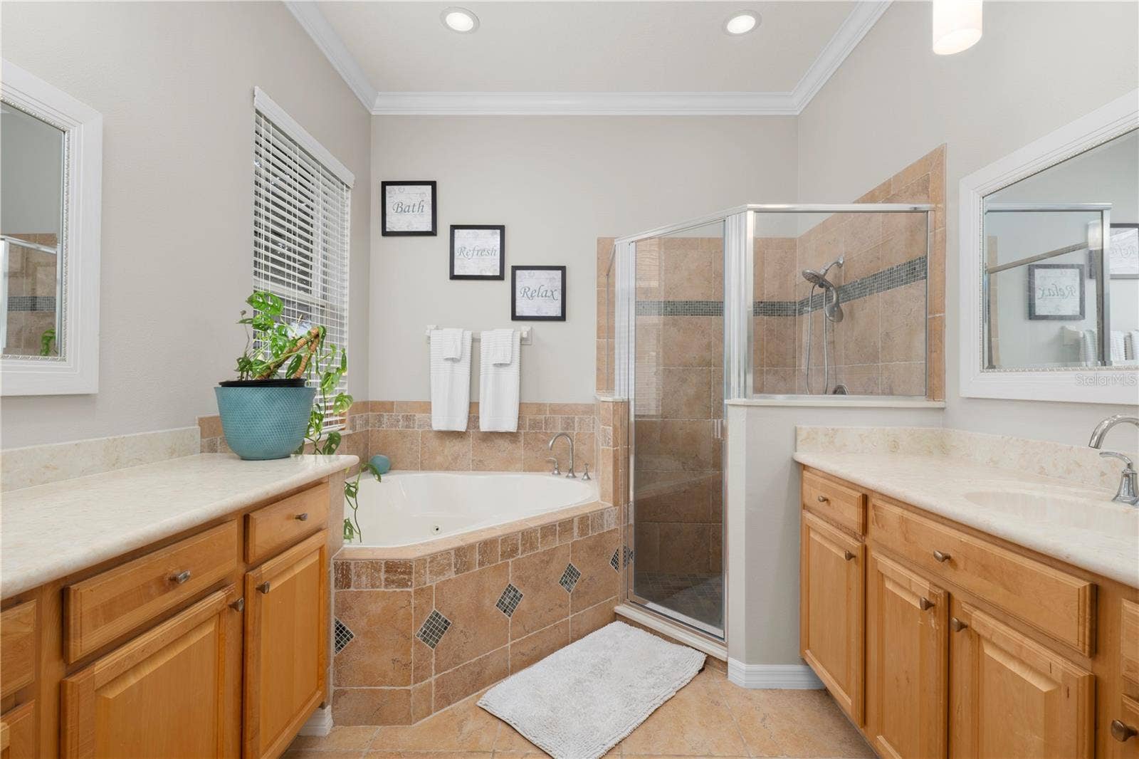 1947 BAY CLOVER DRIVE, Winter Garden, FL 34787 1947 BAY CLOVER DRIVE, Winter Garden, FL 34787