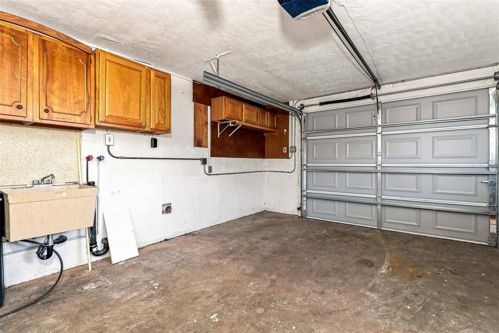10121 OLEANDER DRIVE, Port Richey, FL 34668