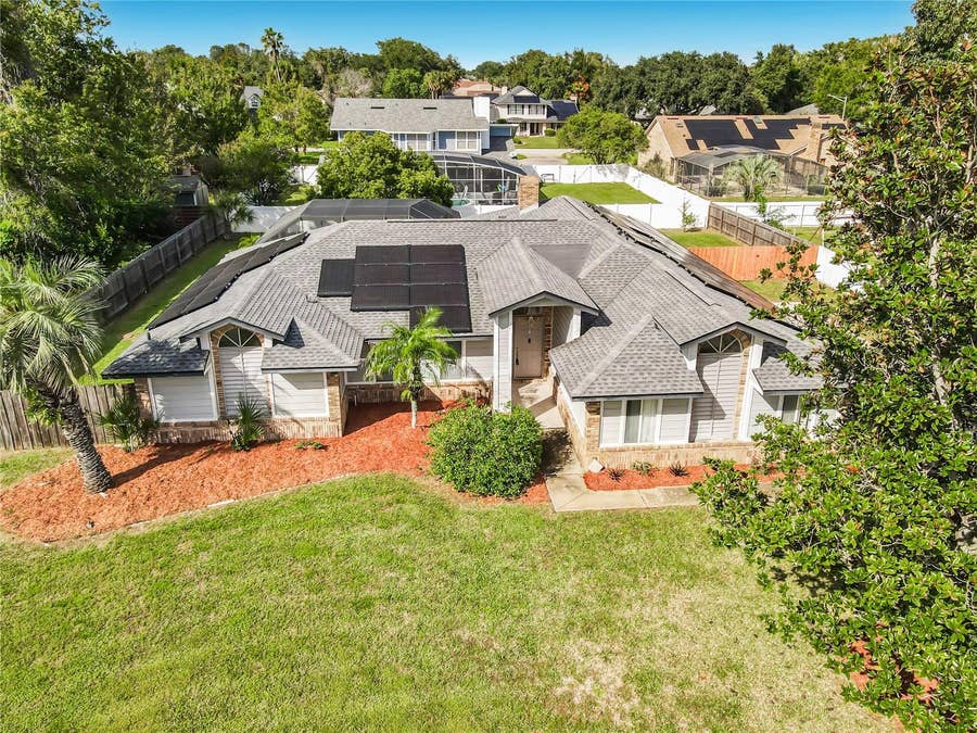 Property photo for 510 BROKENSHIRE DRIVE, Debary, FL