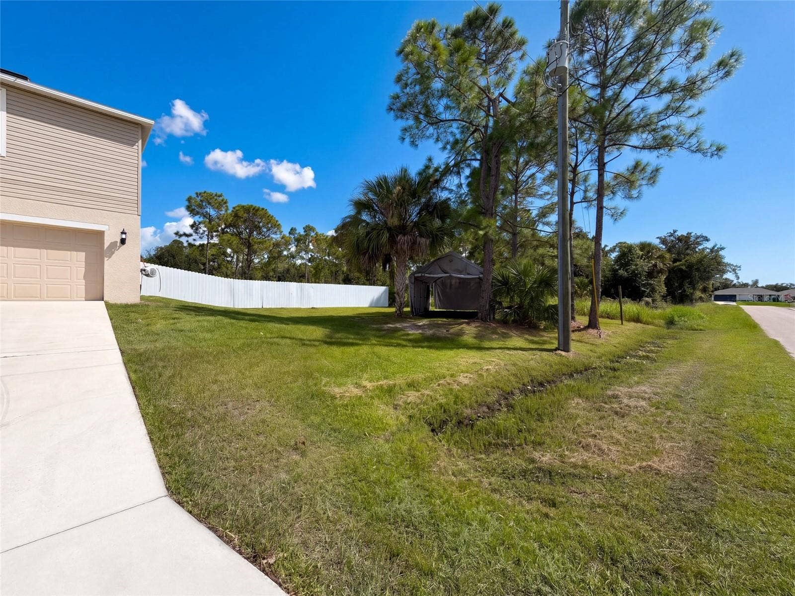 370 HYACINTH STREET, Port Charlotte, FL 33954