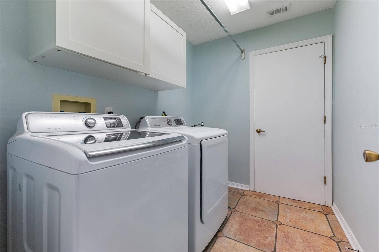 3845 GATLIN PLACE CIRCLE, Orlando, FL 32812 3845 GATLIN PLACE CIRCLE, Orlando, FL 32812