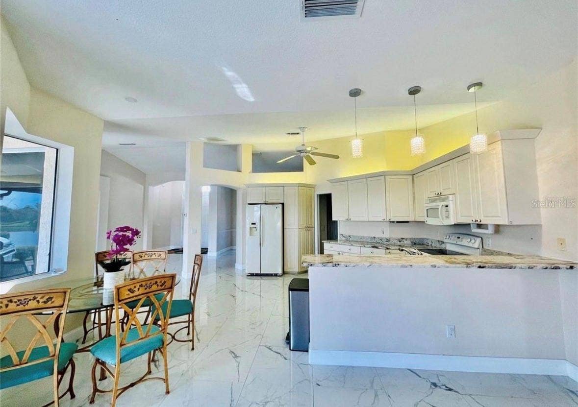 2953 SEASONS BOULEVARD, Sarasota, FL 34240 2953 SEASONS BOULEVARD, Sarasota, FL 34240
