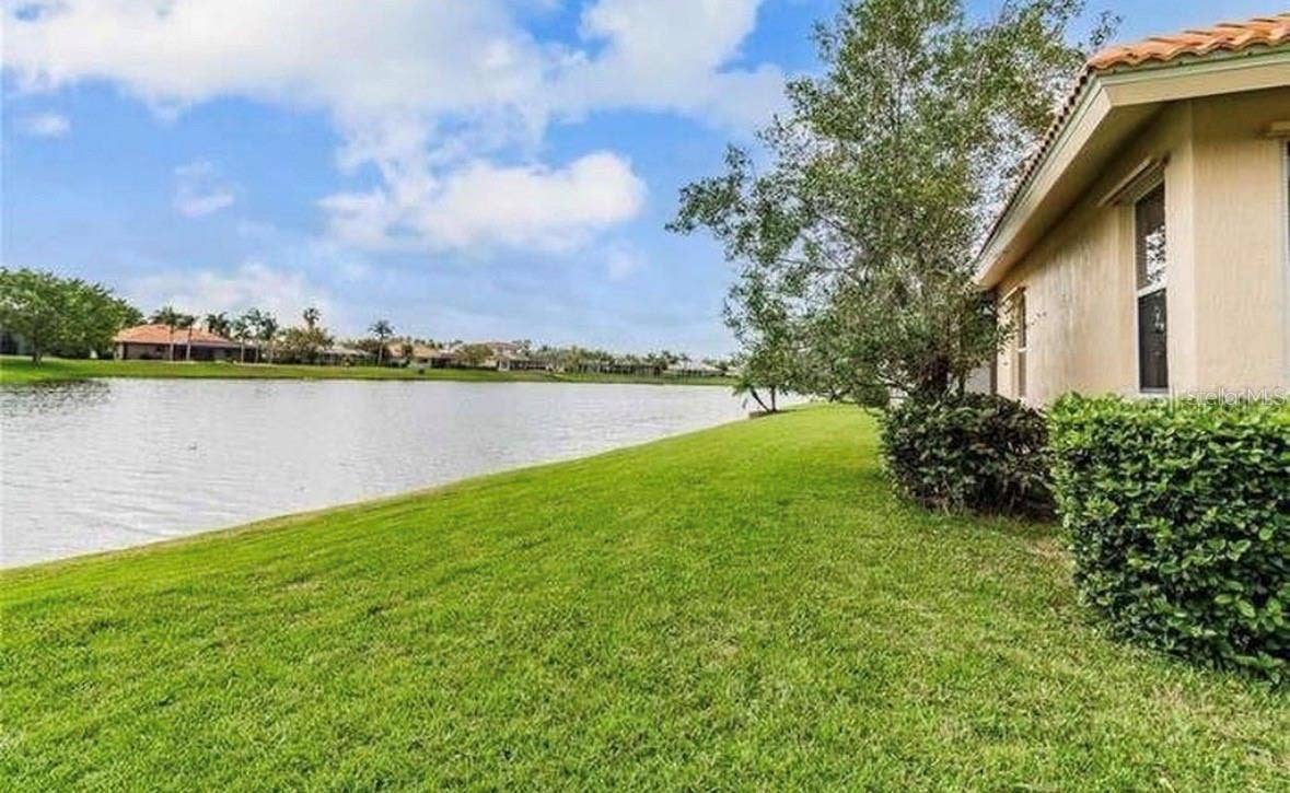 2953 SEASONS BOULEVARD, Sarasota, FL 34240 2953 SEASONS BOULEVARD, Sarasota, FL 34240
