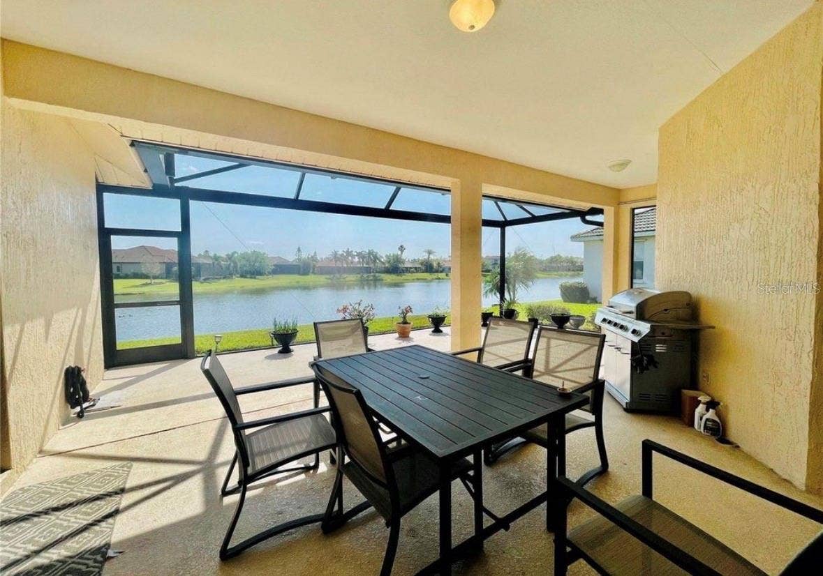 2953 SEASONS BOULEVARD, Sarasota, FL 34240 2953 SEASONS BOULEVARD, Sarasota, FL 34240