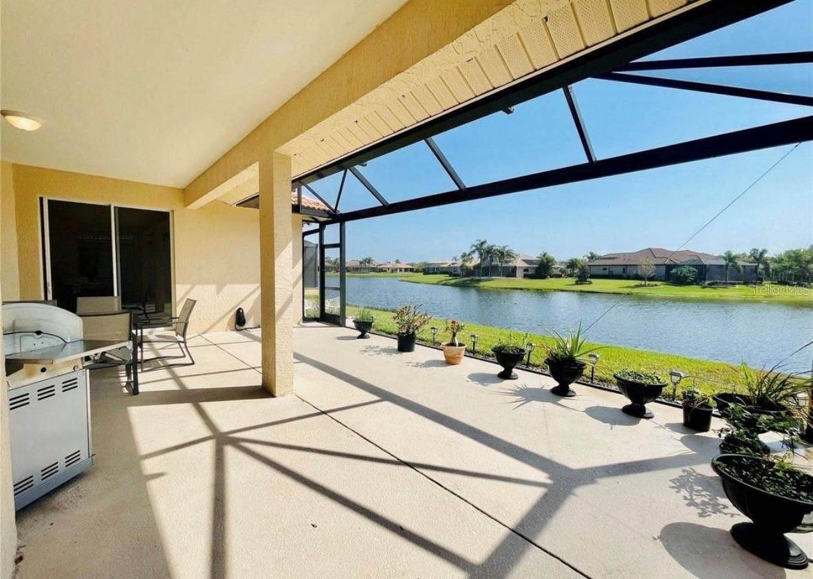 2953 SEASONS BOULEVARD, Sarasota, FL 34240 2953 SEASONS BOULEVARD, Sarasota, FL 34240