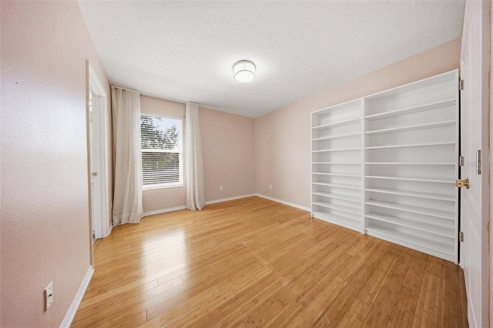 10366 LAKE SHEEN RESERVE BOULEVARD, Orlando, FL 32836 10366 LAKE SHEEN RESERVE BOULEVARD, Orlando, FL 32836