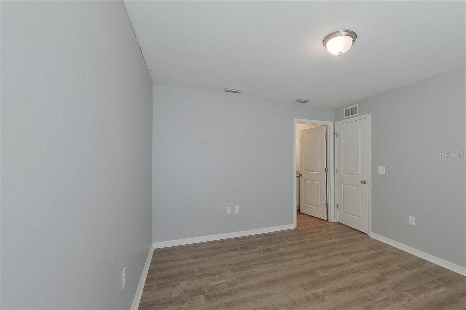 4204 E 5TH STREET, Lehigh Acres, FL 33972 4204 E 5TH STREET, Lehigh Acres, FL 33972