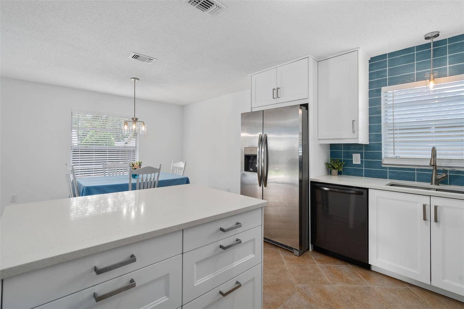 9932 EARLSTON STREET, Orlando, FL 32817