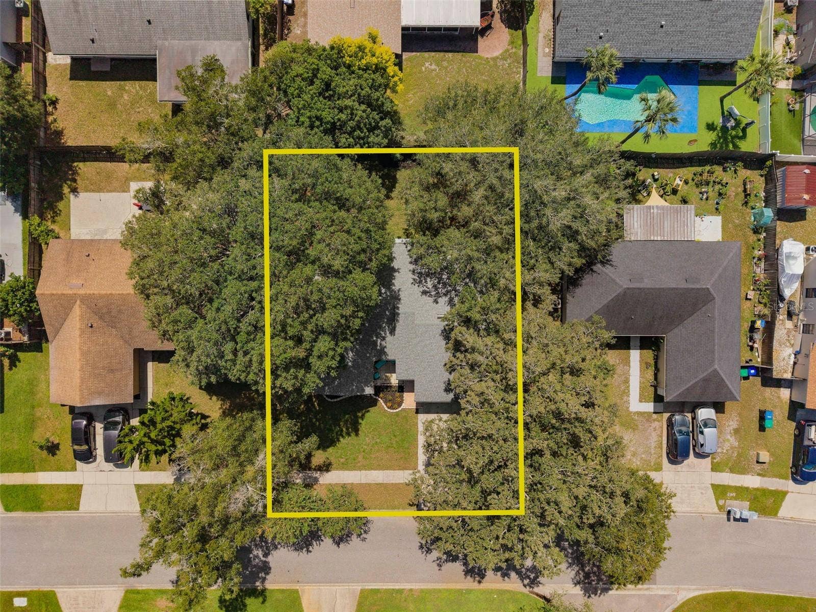 9932 EARLSTON STREET, Orlando, FL 32817