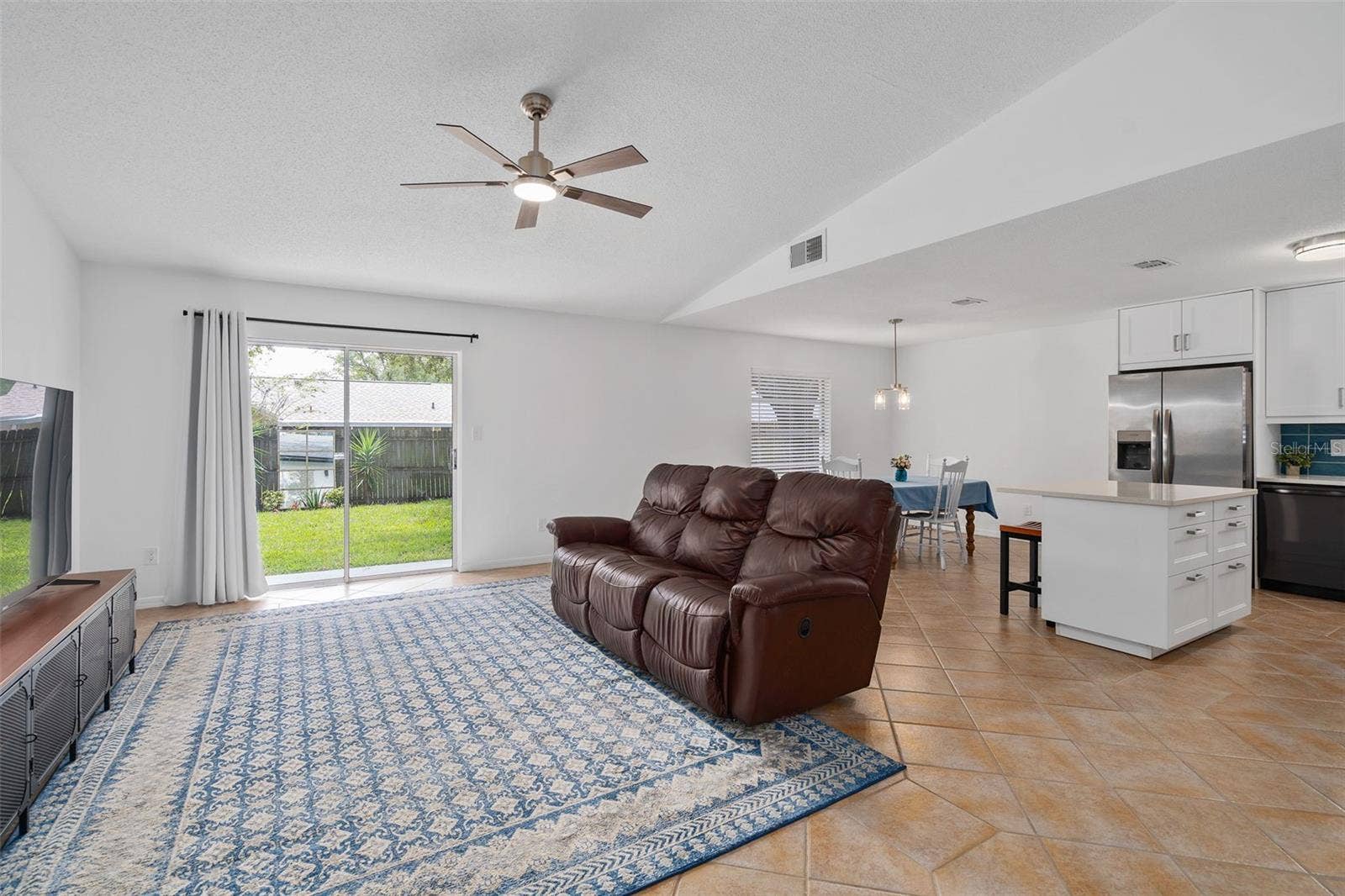 9932 EARLSTON STREET, Orlando, FL 32817