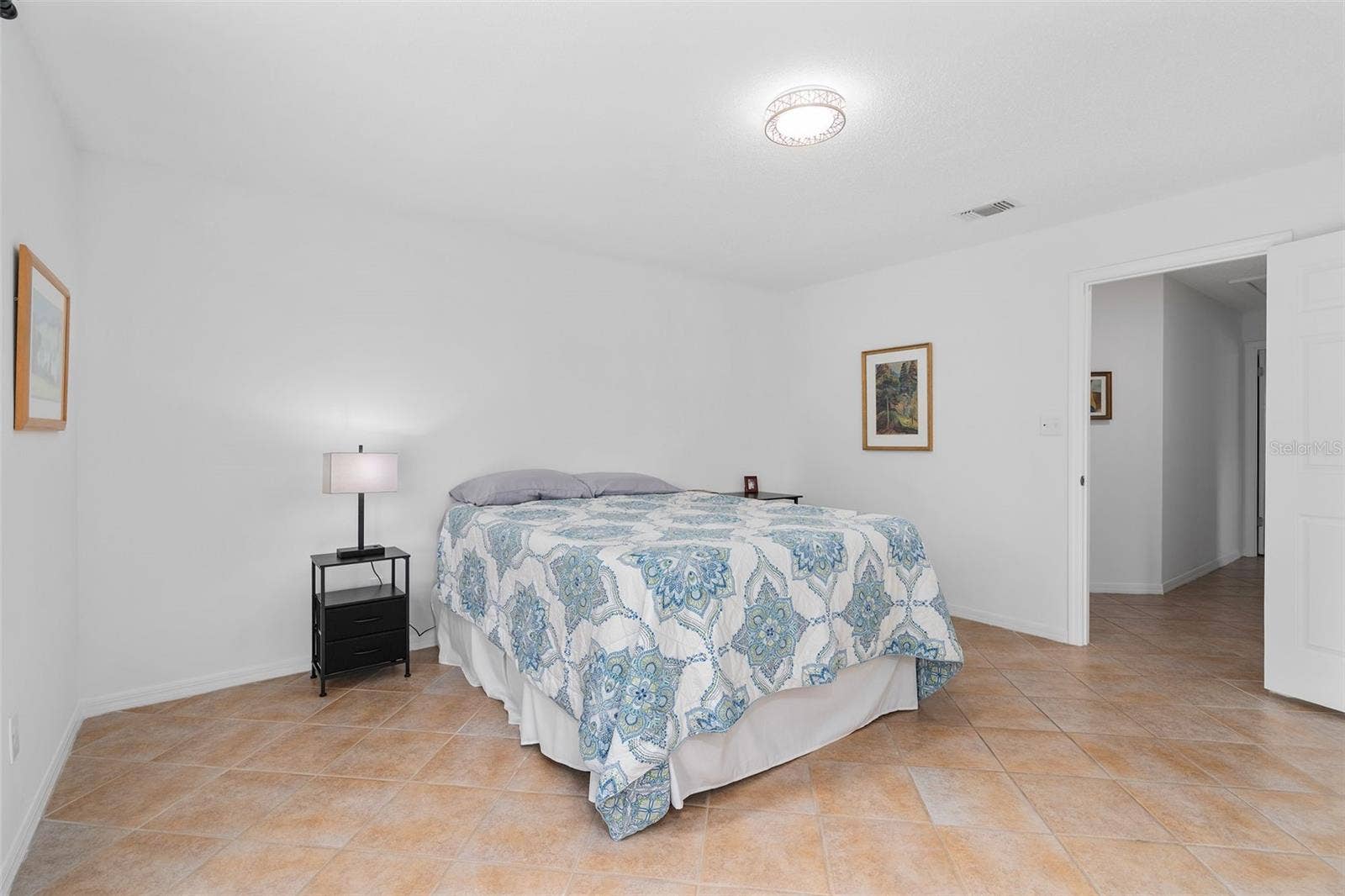 9932 EARLSTON STREET, Orlando, FL 32817