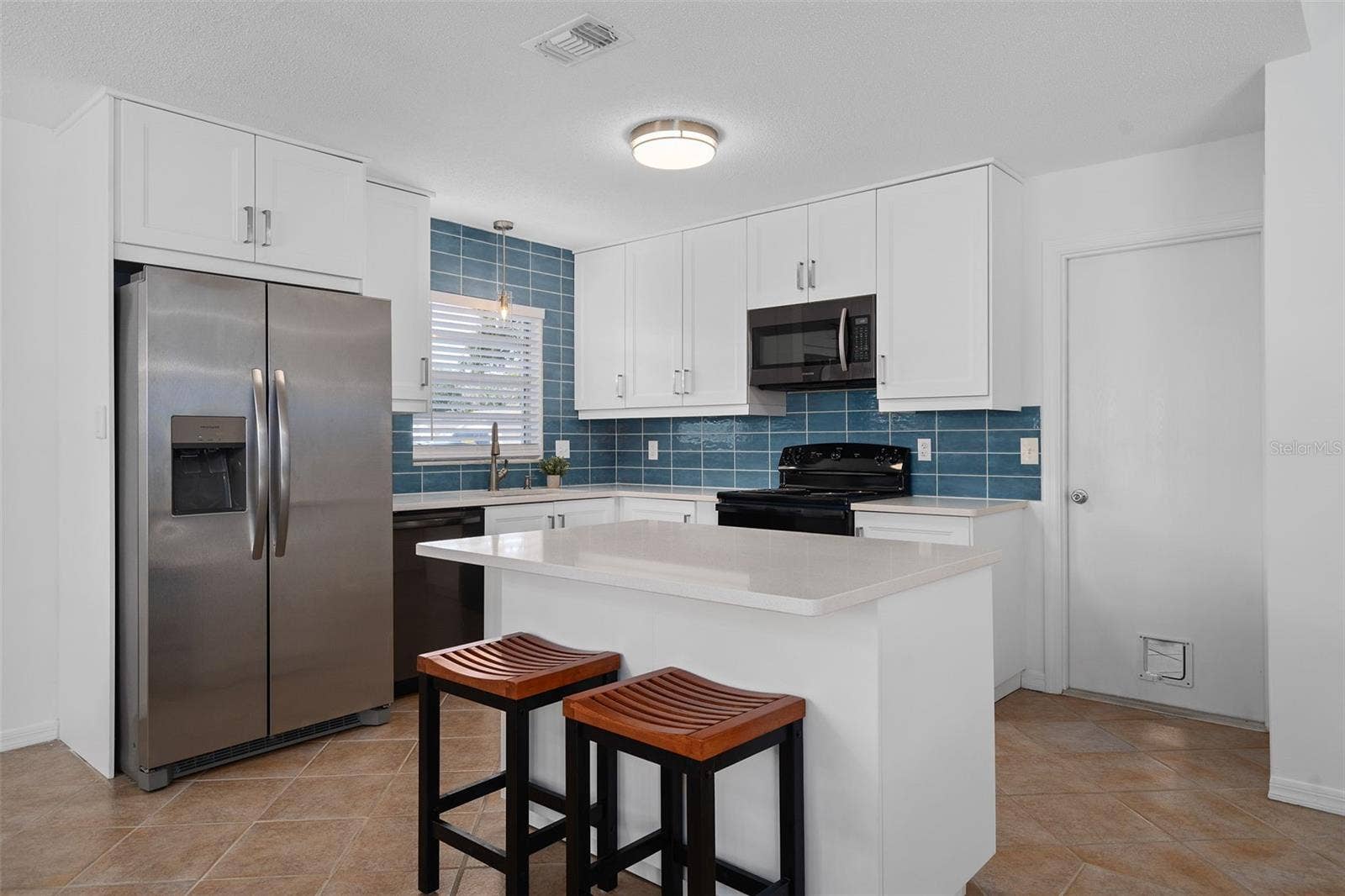 9932 EARLSTON STREET, Orlando, FL 32817
