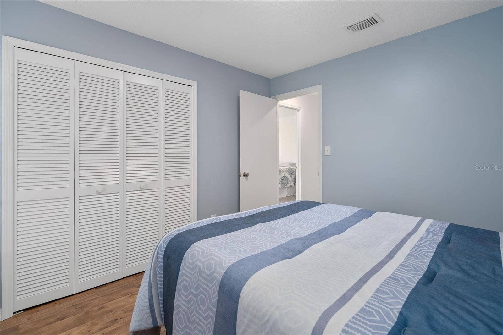 9932 EARLSTON STREET, Orlando, FL 32817