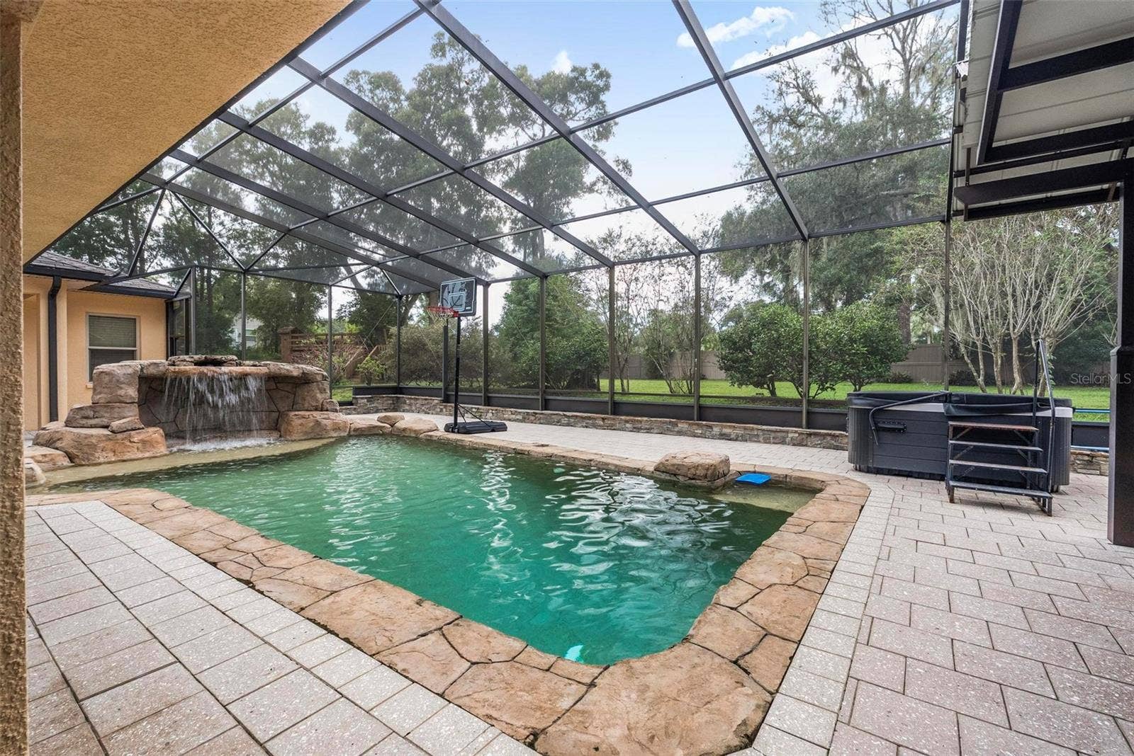 2150 W DALE CIRCLE, Deland, FL 32720 2150 W DALE CIRCLE, Deland, FL 32720