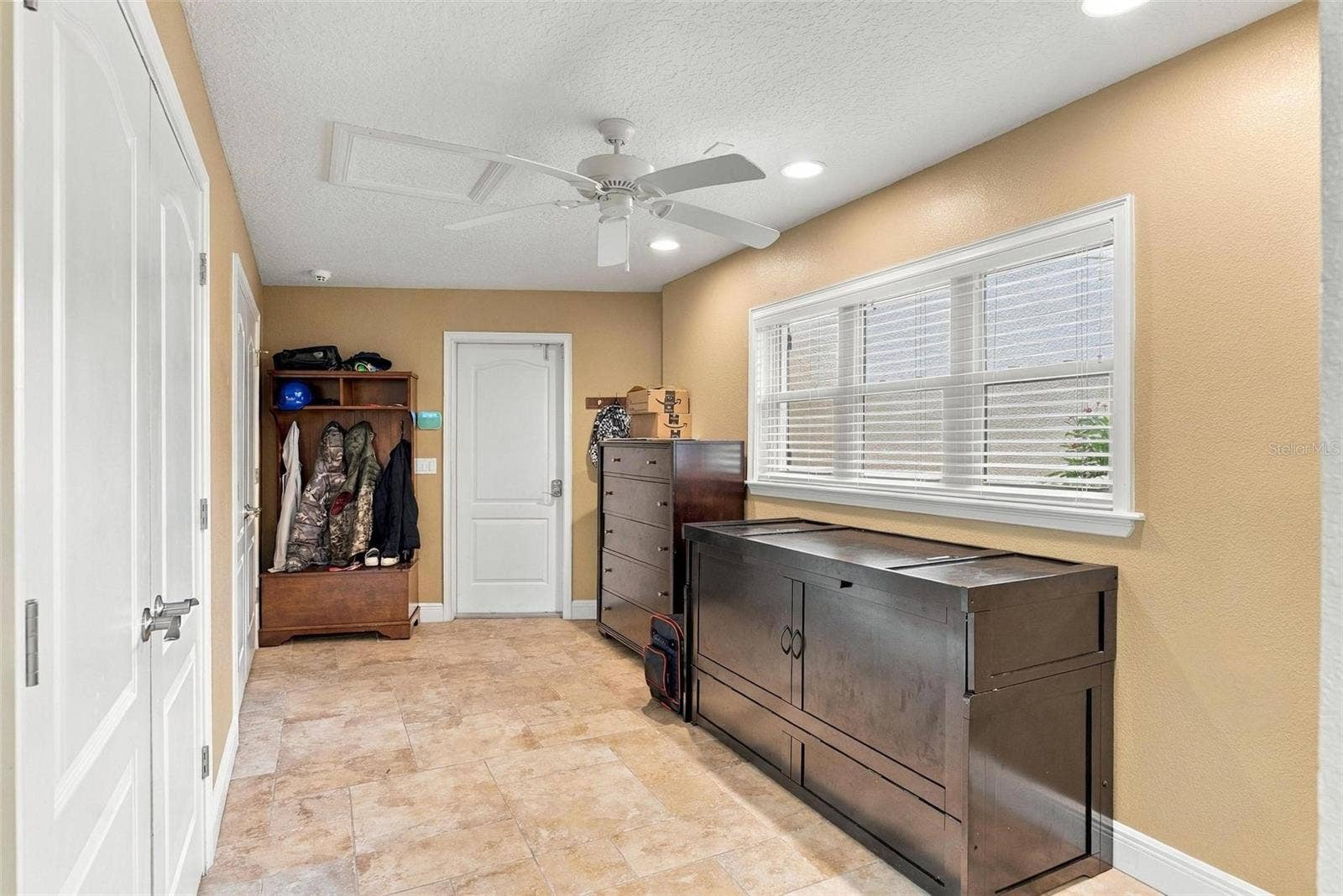 2150 W DALE CIRCLE, Deland, FL 32720 2150 W DALE CIRCLE, Deland, FL 32720