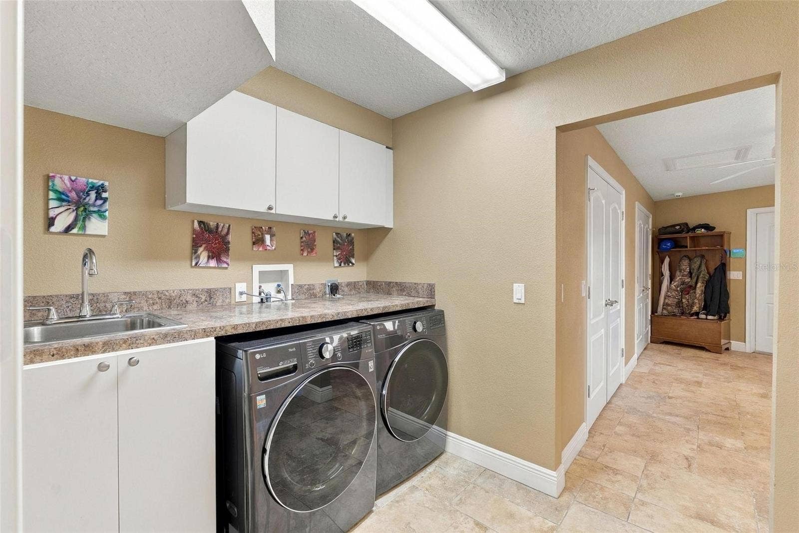 2150 W DALE CIRCLE, Deland, FL 32720 2150 W DALE CIRCLE, Deland, FL 32720