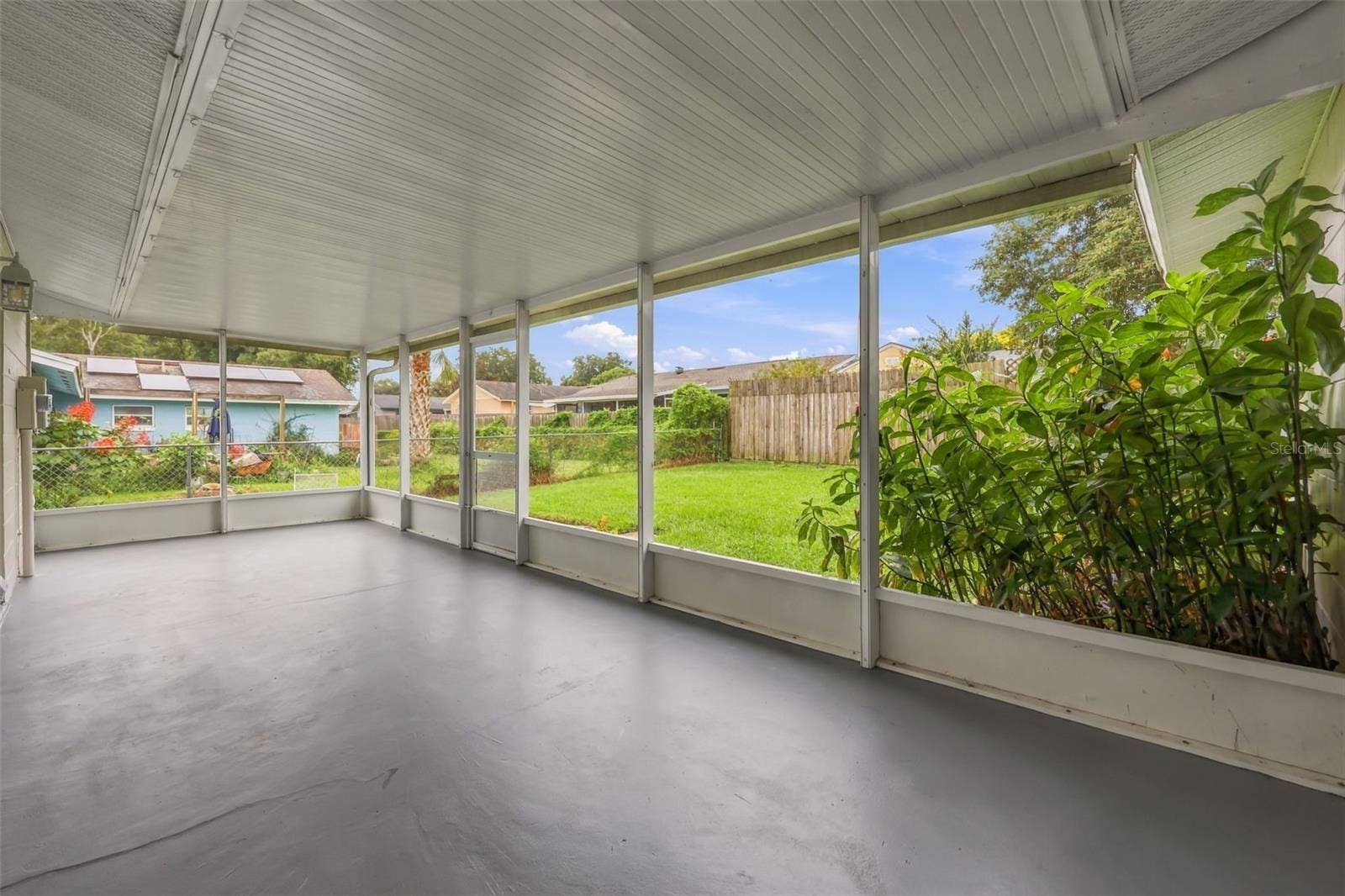 252 W PALMETTO AVENUE, Longwood, FL 32750