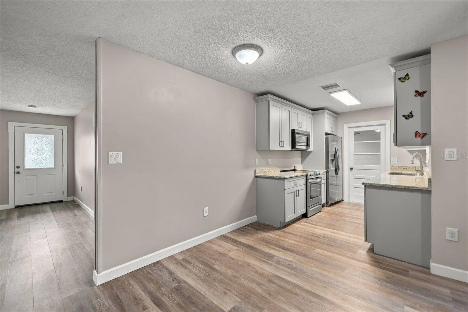 252 W PALMETTO AVENUE, Longwood, FL 32750