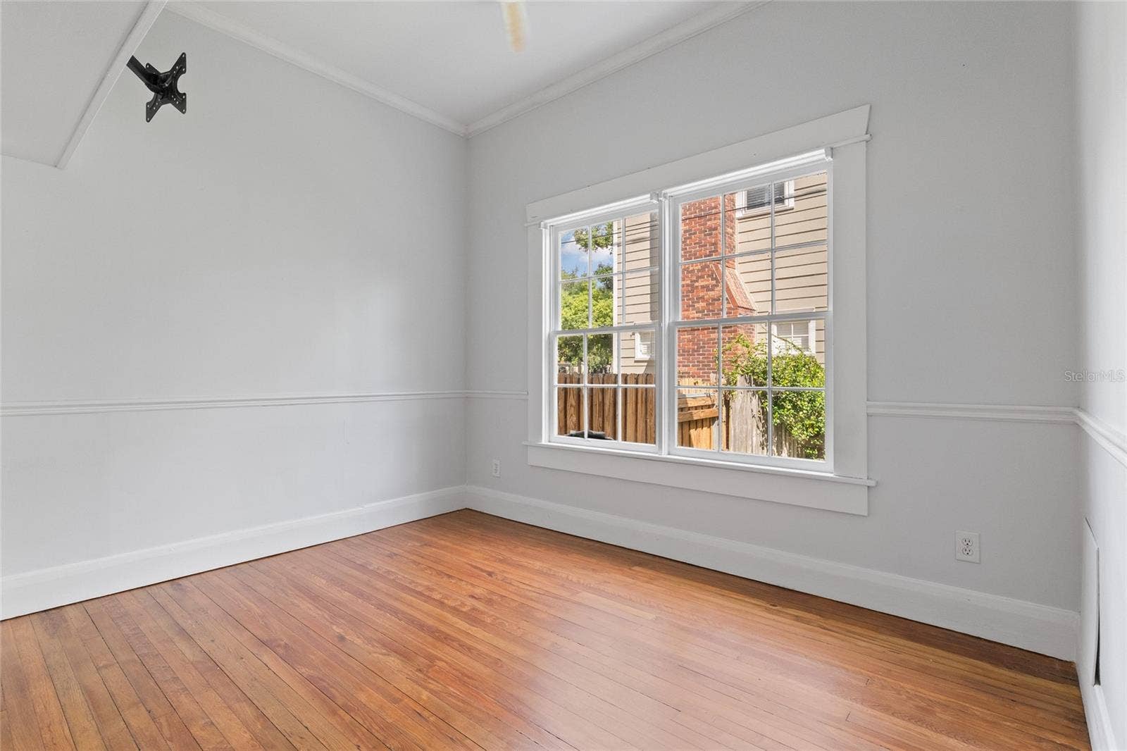 2410 W JETTON AVENUE, Tampa, FL 33629 2410 W JETTON AVENUE, Tampa, FL 33629
