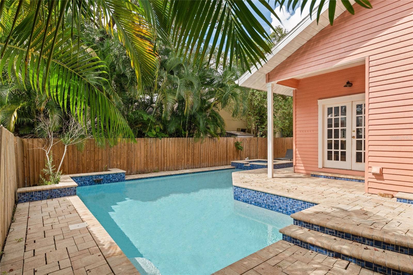 2410 W JETTON AVENUE, Tampa, FL 33629 2410 W JETTON AVENUE, Tampa, FL 33629