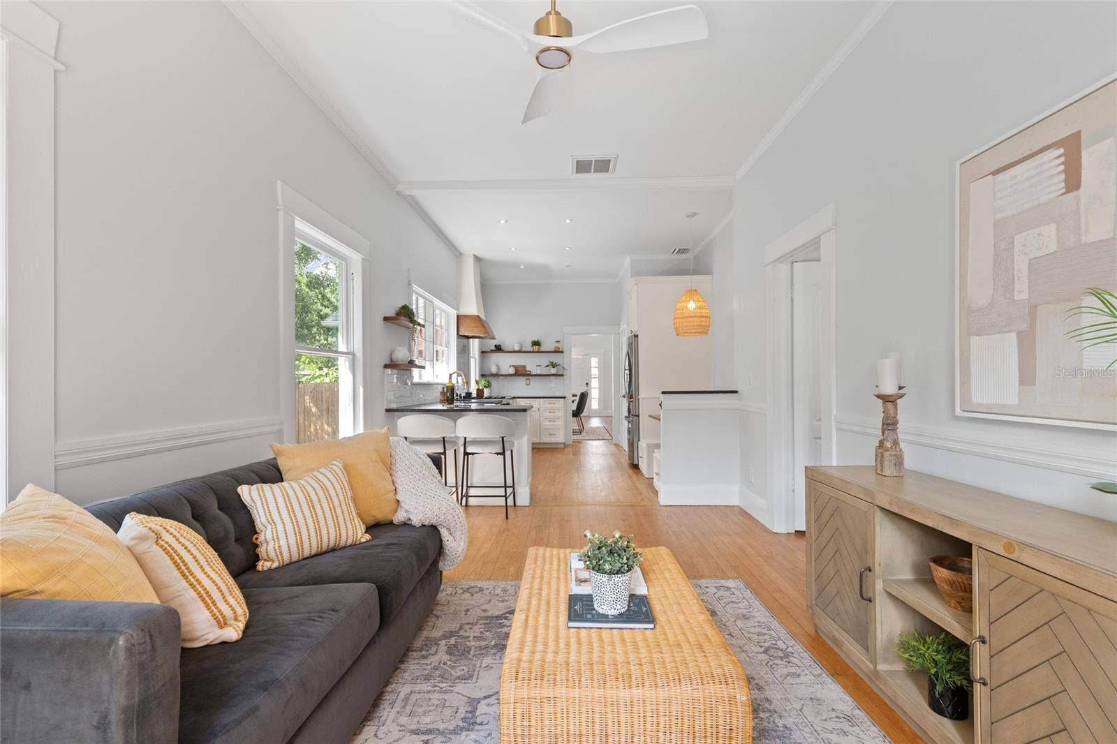 2410 W JETTON AVENUE, Tampa, FL 33629 2410 W JETTON AVENUE, Tampa, FL 33629
