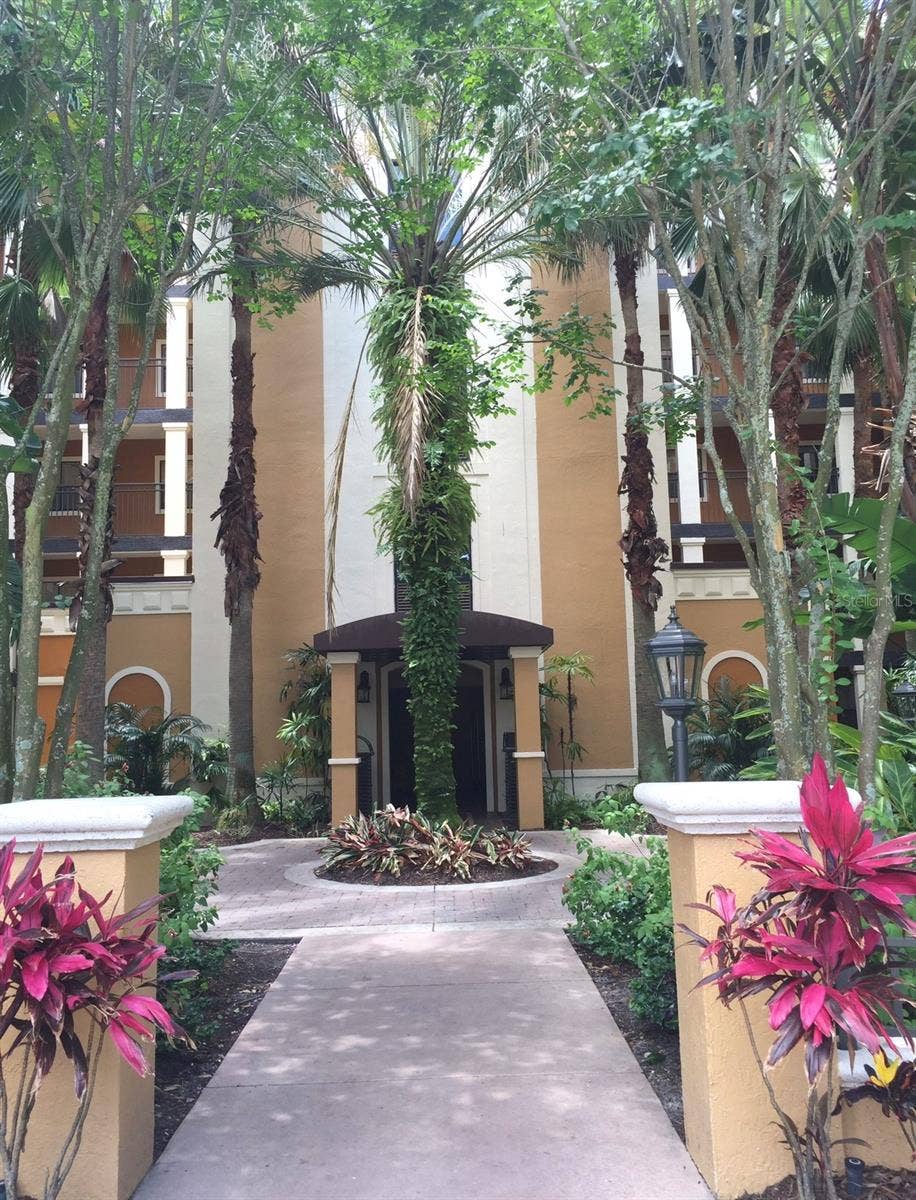 12556 FLORIDAYS RESORT DRIVE, #306A, Orlando, FL 32821