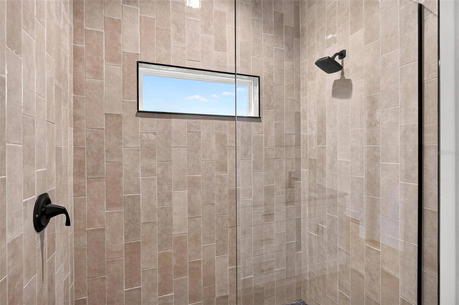 381 CARRIAGE LANE, Lady Lake, FL 32159 Primary Bathroom