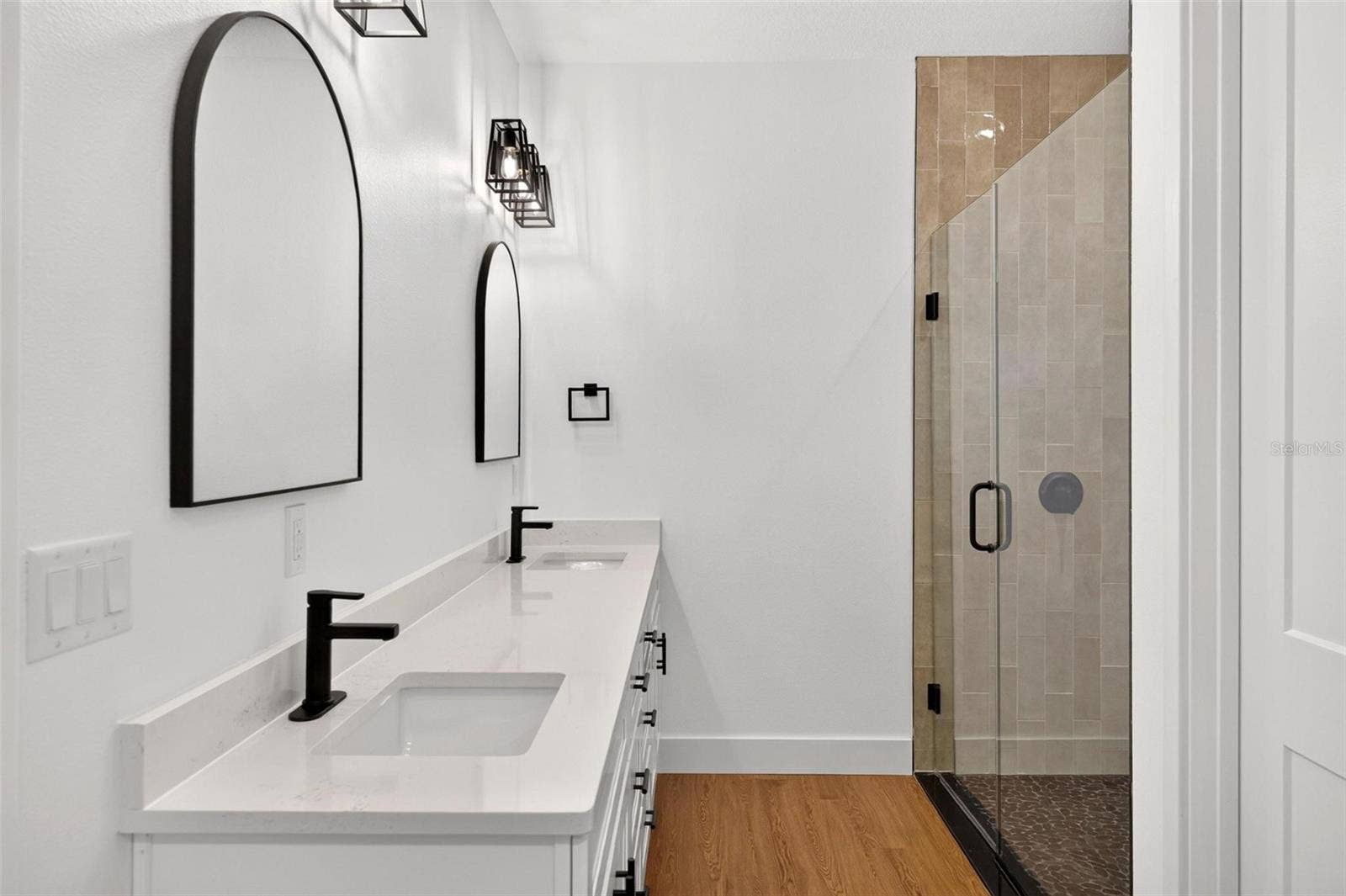 381 CARRIAGE LANE, Lady Lake, FL 32159 Primary Bathroom