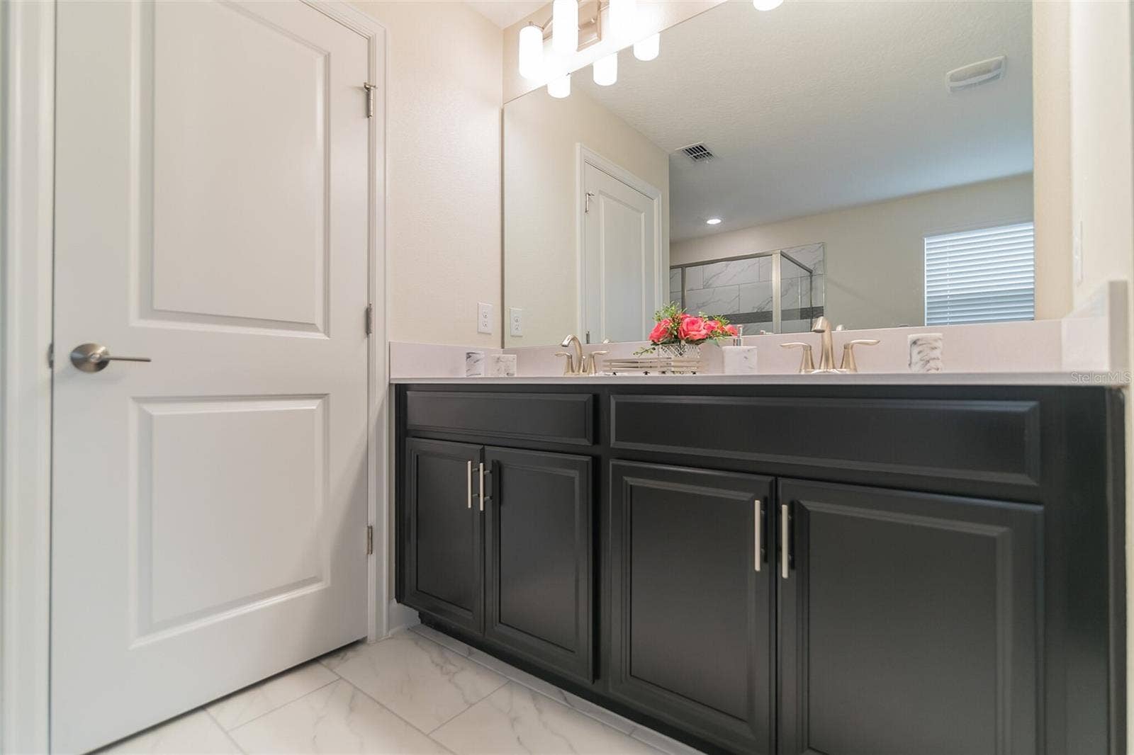 8844 CABOT CLIFFS DRIVE, Davenport, FL 33896 8844 CABOT CLIFFS DRIVE, Davenport, FL 33896
