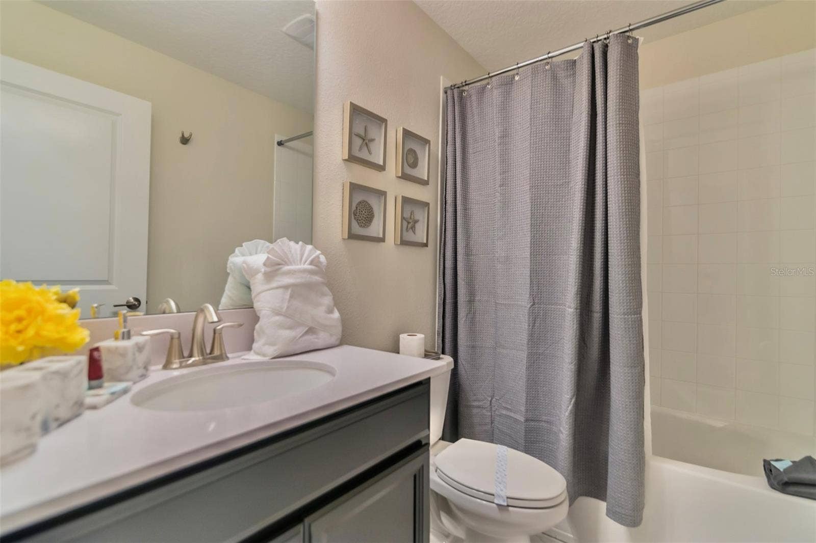 8844 CABOT CLIFFS DRIVE, Davenport, FL 33896 8844 CABOT CLIFFS DRIVE, Davenport, FL 33896