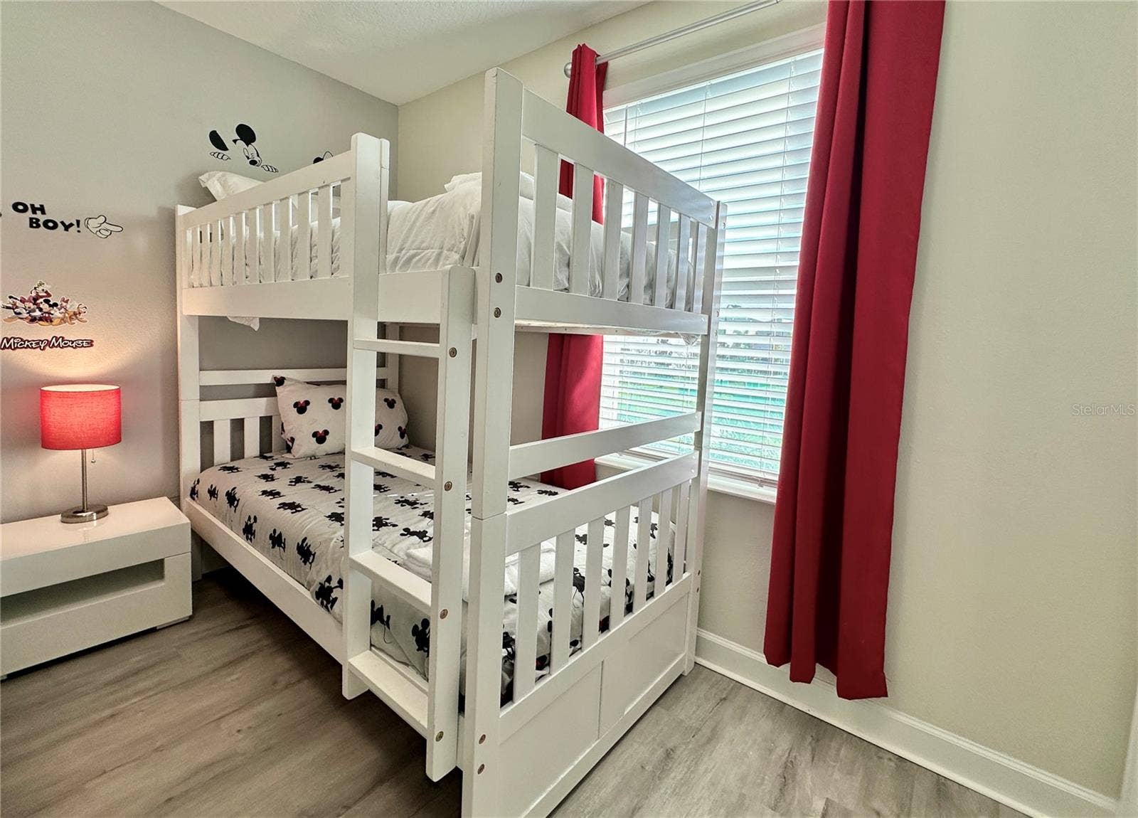 8844 CABOT CLIFFS DRIVE, Davenport, FL 33896 8844 CABOT CLIFFS DRIVE, Davenport, FL 33896