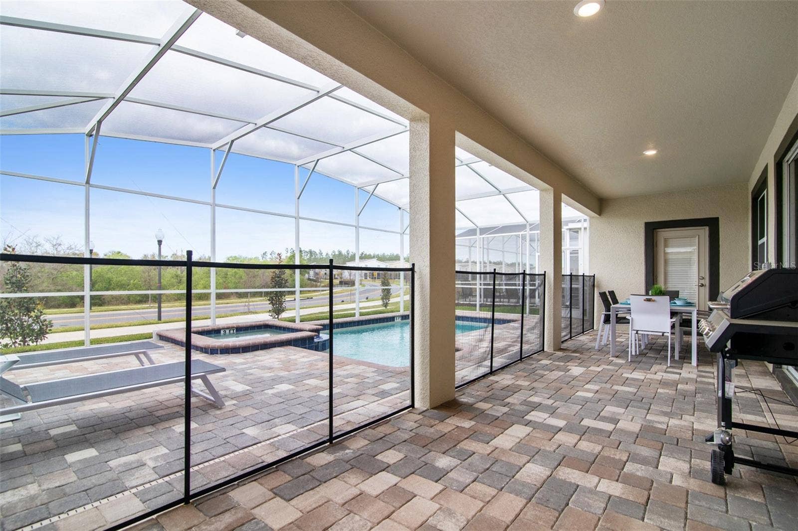 8844 CABOT CLIFFS DRIVE, Davenport, FL 33896 8844 CABOT CLIFFS DRIVE, Davenport, FL 33896