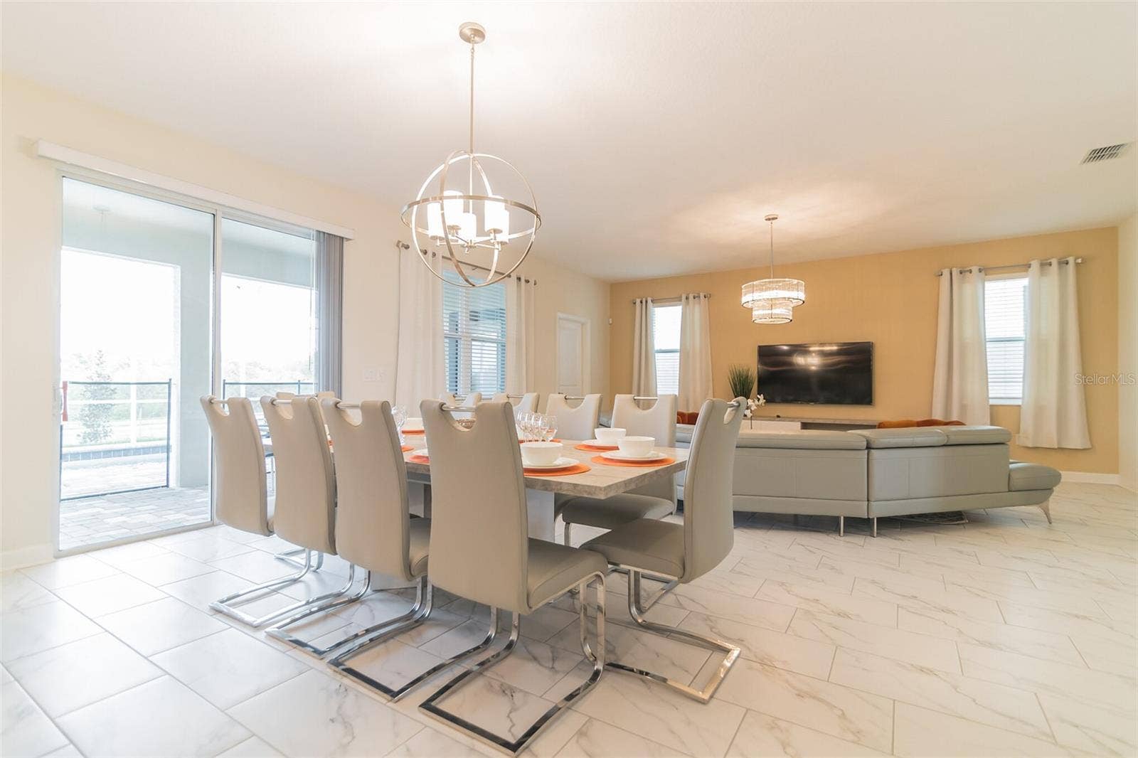 8844 CABOT CLIFFS DRIVE, Davenport, FL 33896 8844 CABOT CLIFFS DRIVE, Davenport, FL 33896